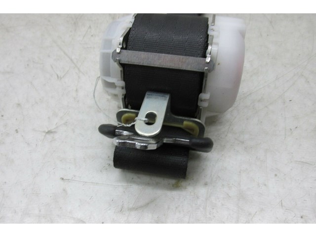 2009-2013 INFINITI G37 CONVERTIBLE OEM RIGHT REAR PASSENGER SIDE SEAT BELT