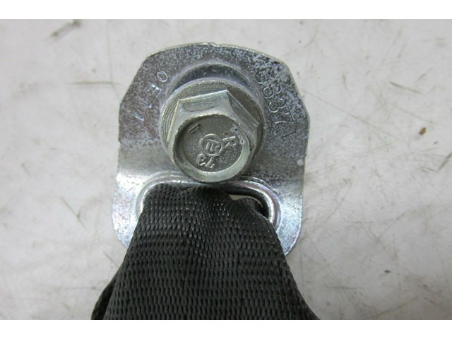 2009-2013 INFINITI G37 CONVERTIBLE OEM RIGHT REAR PASSENGER SIDE SEAT BELT