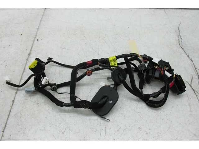 2014-2016 KIA CADENZA OEM RIGHT FRONT PASSENGER SIDE DOOR WIRING HARNESS 