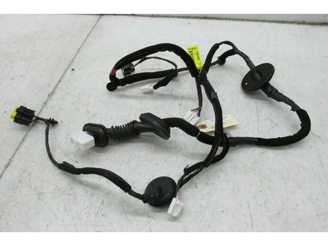 2014-2016 KIA CADENZA OEM RIGHT REAR PASSENGER SIDE DOOR WIRING HARNESS 