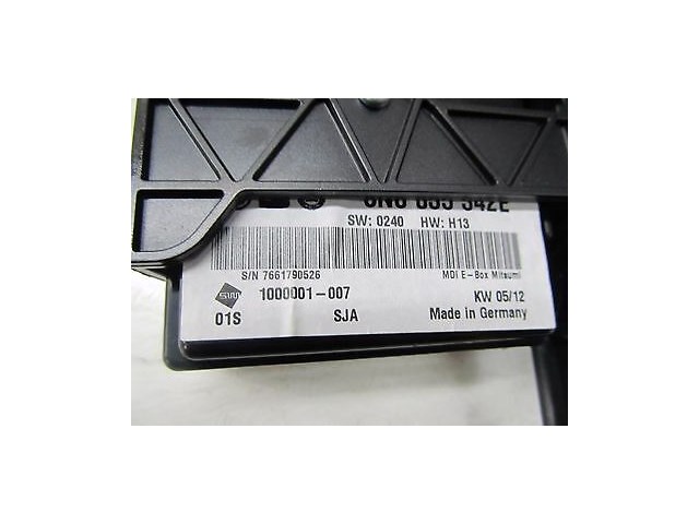 2009-2016 VOLKSWAGEN CC OEM MEDIA INPUT MODULE UNIT MULTIMEDIA GENUINE  