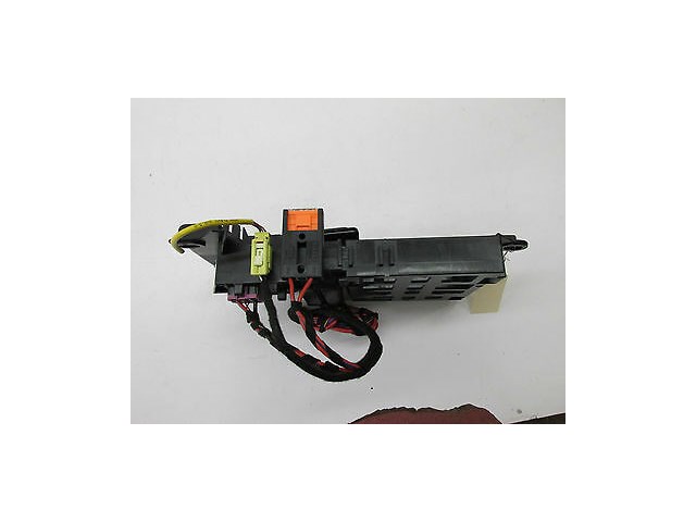 2005-2007 AUDI A6 QUATTRO C6 OEM POWER CONTROL ON BOARD MODULE MOUNT BRACKET