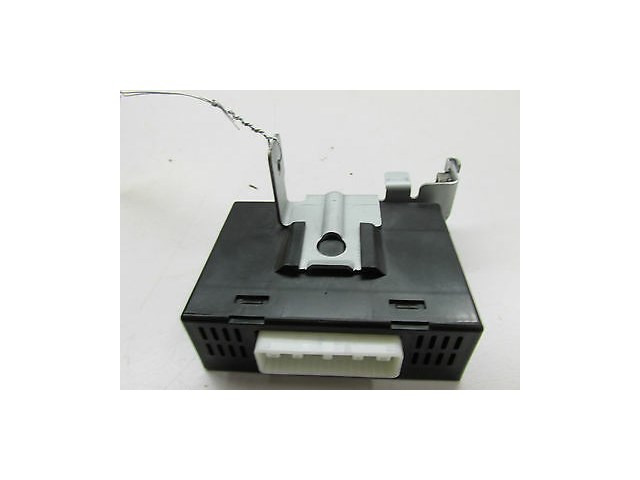 2006-2009 INFINITI M35 OEM LEFT FRONT DRIVER SIDE MODULE