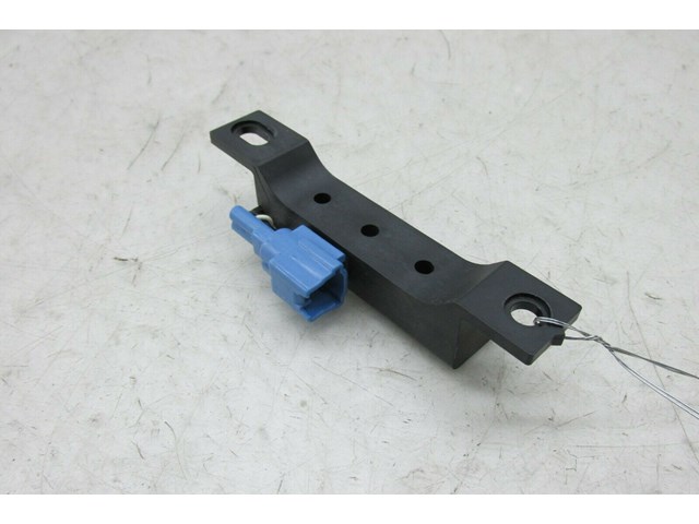 2011-2018 INFINITI M37 Q70 OEM CENTER CONSOLE KEYLESS ENTRY PROXIMITY SENSOR 