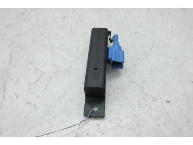 2011-2018 INFINITI M37 Q70 OEM CENTER CONSOLE KEYLESS ENTRY PROXIMITY SENSOR 