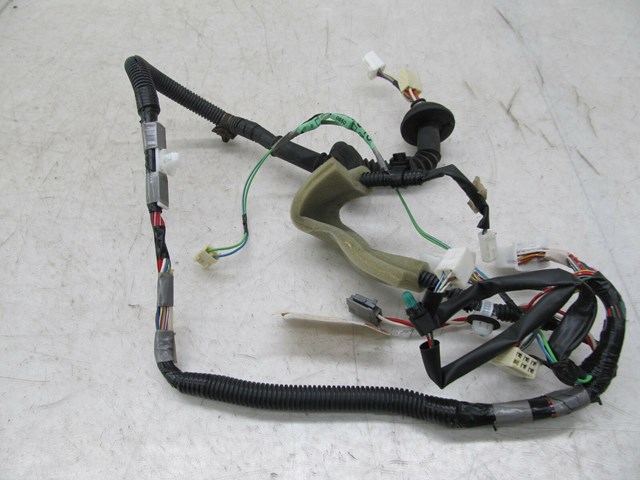 2001-2006 LEXUS LS430 OEM RIGHT REAR DOOR WIRING HARNESS PLUG 
