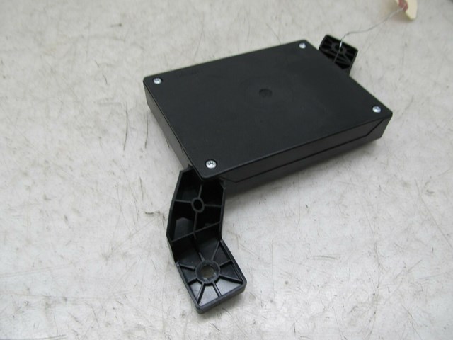 2005-2008 AUDI A6 C6 OEM RIGHT FRONT KEYLESS ENTRY CONTROL MODULE 