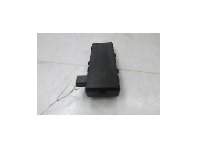 2013-2016 CADILLAC SRX OEM LEFT REAR KEYLESS ENTRY RECEIVER MODULE 