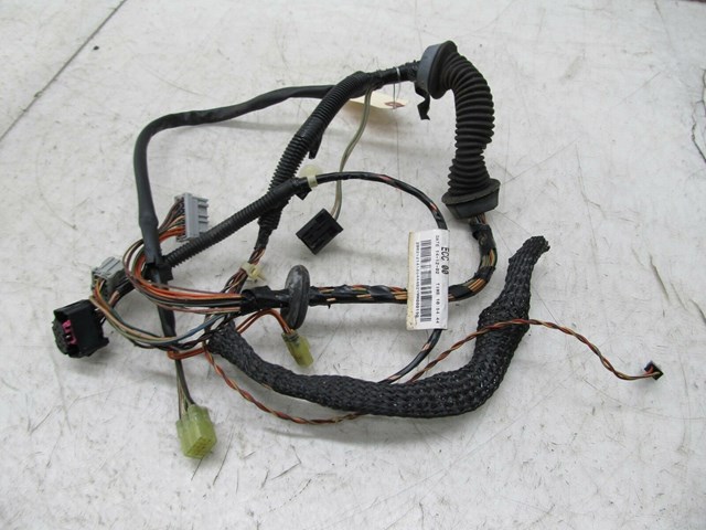 2003-2004 LAND ROVER DISCOVERY OEM LEFT FRONT DOOR WIRING HARNESS 