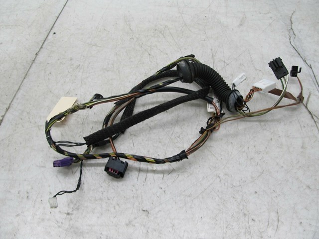 2003-2004 LAND ROVER DISCOVERY OEM RIGHT REAR DOOR WIRING HARNESS 
