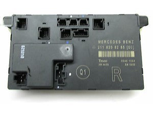 2003-2005 MERCEDES E500 W211 OEM RIGHT FRONT DOOR MODULE CONTROL DOOR UNIT