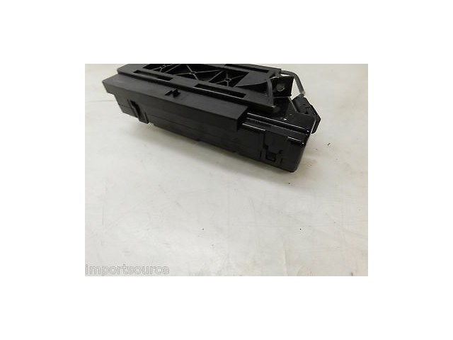 2012-2015 VOLKSWAGEN BEETLE A5 OEM MEDIA INTERFACE CONNECTOR MODULE 5N0035342F