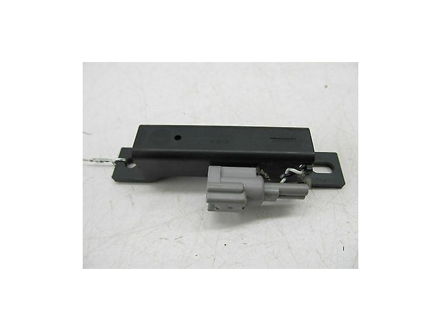 2006-2009 INFINITI M35 OEM RIGHT FRONT PASSENGER SIDE KEYLESS ENTRY SENSOR