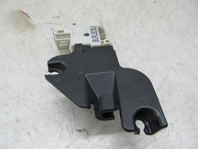 2005-2008 AUDI A6 C6 OEM RIGHT FRONT GLOVE BOX RELEASE ACTUATOR 