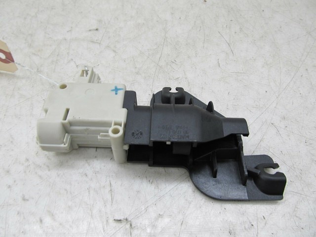 2005-2008 AUDI A6 C6 OEM RIGHT FRONT GLOVE BOX RELEASE ACTUATOR 