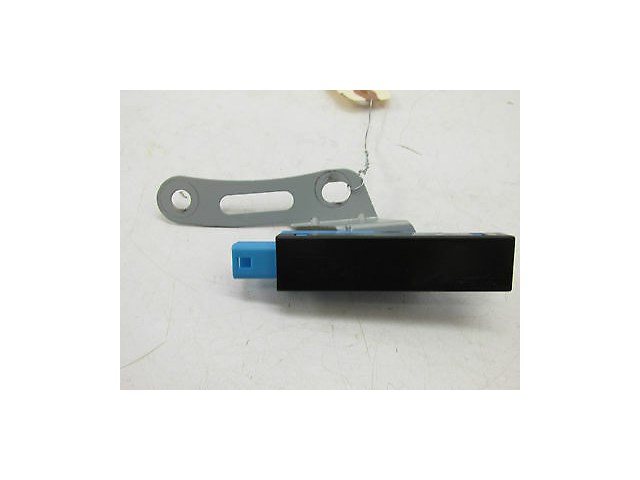 2006-2008 LEXUS IS250 XE20 OEM REAR TRUNK KEYLESS ENTRY SENSOR