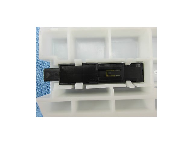 2006-2008 LEXUS IS250 XE20 OEM CENTER REAR UNDER SEAT KEYLESS ENTRY SENSOR