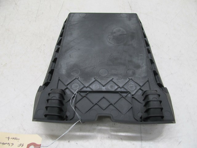 2006-2013 VOLVO C70 T5 OEM RIGHT FRONT GLOVE BOX RUBBER LINER MAT 