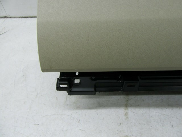 2013-2018 ACURA RDX OEM RIGHT FRONT DASH BOARD GLOVEBOX GLOVE BOX TAN