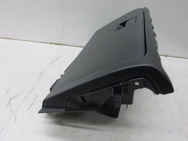 2012-2014 SUBARU IMPREZA OEM RIGHT FRONT PASSENGERS SIDE GLOVE BOX