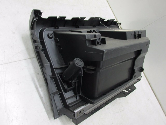 2012-2014 SUBARU IMPREZA OEM RIGHT FRONT PASSENGERS SIDE GLOVE BOX