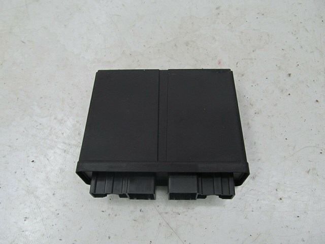 2013-2017 CADILLAC XTS OEM RIGHT FRONT PASSENGER SIDE KEYLESS ENTRY MODULE