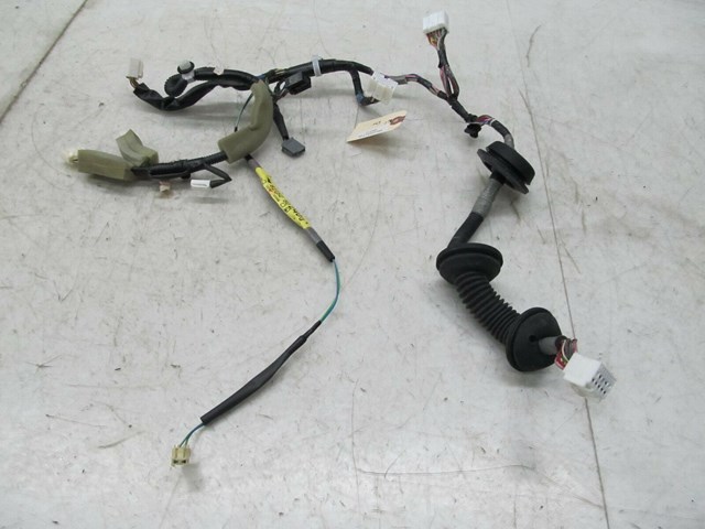   2001-2006 LEXUS LS430 OEM LEFT FRONT DOOR WIRING HARNESS 82152 50240