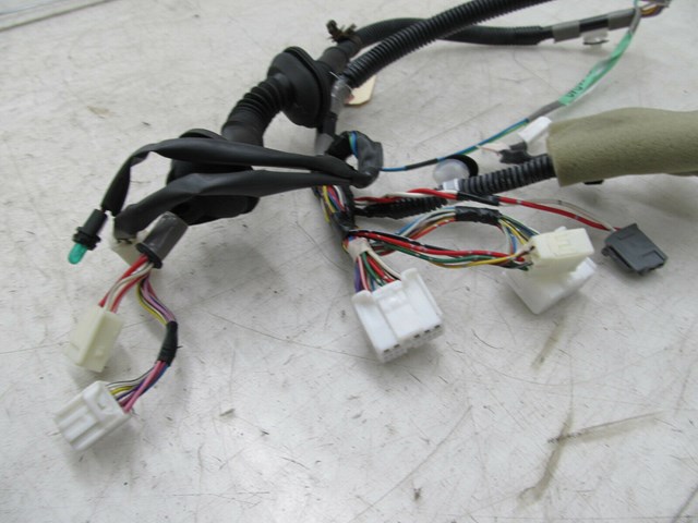   2001-2006 LEXUS LS430 OEM RIGHT REAR DOOR WIRING HARNESS 82153 50040