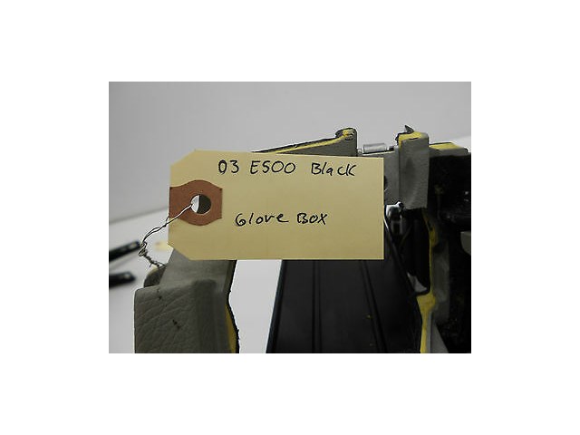 2003-2006 MERCEDES BENZ E500 W211 OEM GLOVE BOX COMPARTMENT STORAGE BEIGE DASH