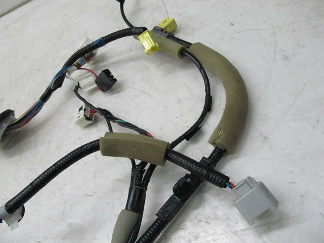 2010-2014 SUBARU IMPREZA OEM RIGHT FRONT PASSENGER DOOR WIRING HARNESS 
