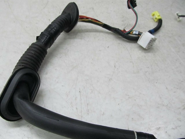 2010-2014 SUBARU IMPREZA OEM RIGHT FRONT PASSENGER DOOR WIRING HARNESS 