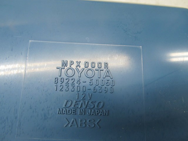 2001-2006 LEXUS LS430 OEM RIGHT REAR DOOR MULTIPLEX MODULE