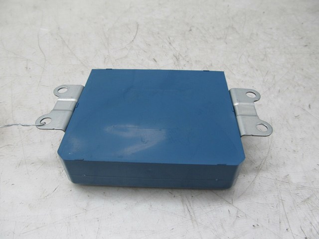 2001-2006 LEXUS LS430 OEM LEFT REAR DOOR MULTIPLEX MODULE