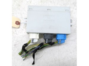 2003-2006 RANGE ROVER HSE OEM RIGHT REAR TRUNK PARKING ASSIST MODULE 