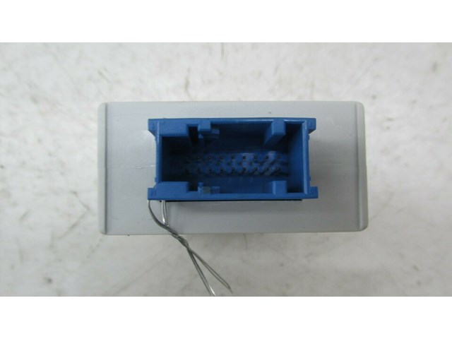  2007-2010 BMW X5 E70 OEM LEFT SIDE DASH VIDEO MULTIPLEXER MODULE 9175672