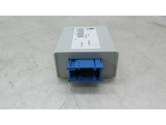  2007-2010 BMW X5 E70 OEM LEFT SIDE DASH VIDEO MULTIPLEXER MODULE 9175672