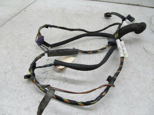 2003-2004 LAND ROVER DISCOVERY OEM LEFT REAR DOOR WIRING HARNESS 