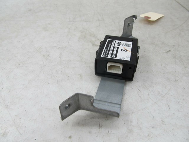 2009-2013 INFINITI G37 CONVERTIBLE OEM RIGHT FRONT POWER STEERING CONTROL MODULE