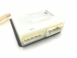 2005-2007 INFINITI G35 COUPE OEM LEFT FRONT UNDER DASH POWER SEAT CONTROL MODULE