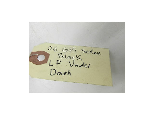 2005-2006 INFINITI G35 SEDAN OEM LEFT FRONT UNDER DASH POWER SEAT CONTROL MODULE