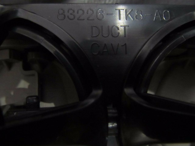 2011-2013 HONDA ODYSSEY OEM RIGHT REAR DRIVER SIDE 2ND ROW A/C VENTS W/LIGHT