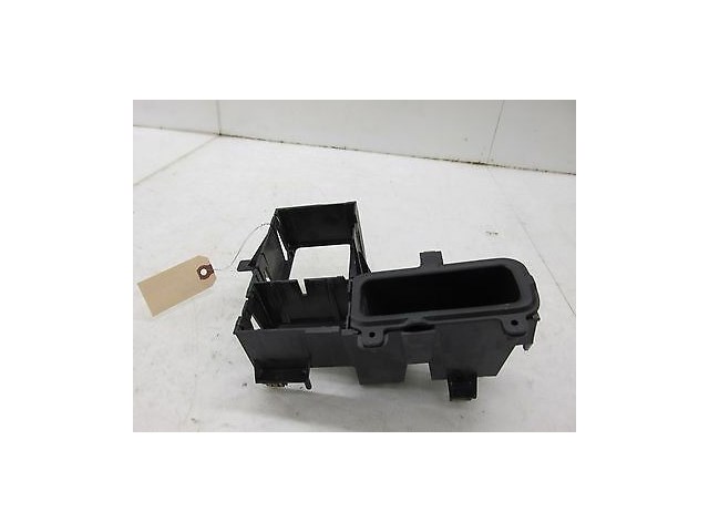 2002-2006 CADILLAC ESCALADE OEM LEFT FRONT DASH HEADLIGHT CONTROL AC VENT BEZEL