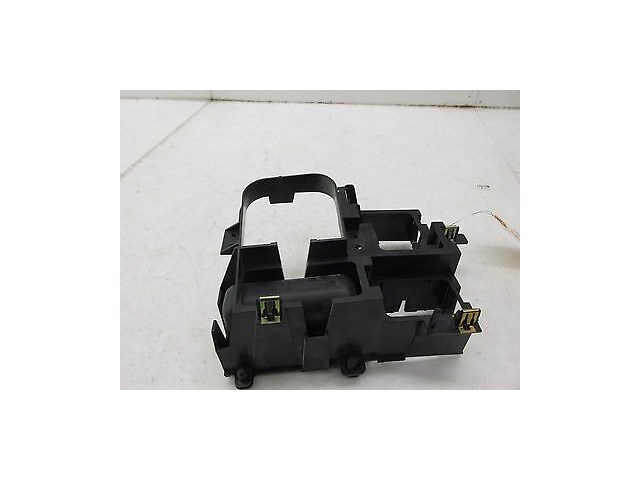 2002-2006 CADILLAC ESCALADE OEM LEFT FRONT DASH HEADLIGHT CONTROL AC VENT BEZEL