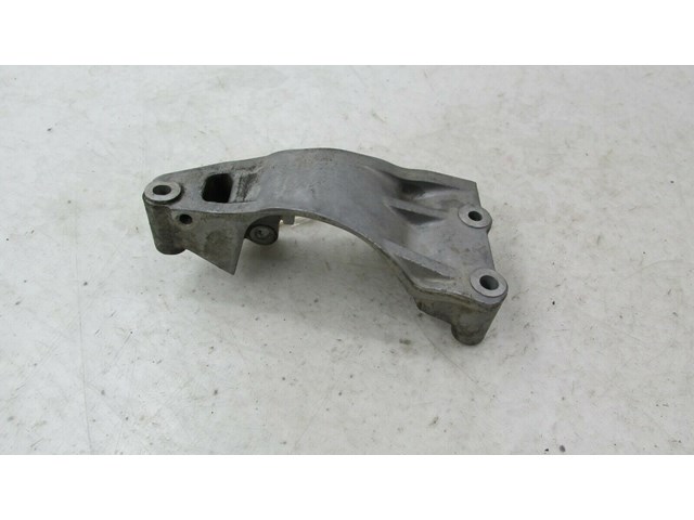 2011-2018 DODGE JOURNEY OEM 3.6L POWER STEERING PUMP MOUNT BRACKET   