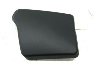 2009-2012 AUDI Q5 8R OEM LEFT REAR INNER TAIL LIGHT COVER TRIM 