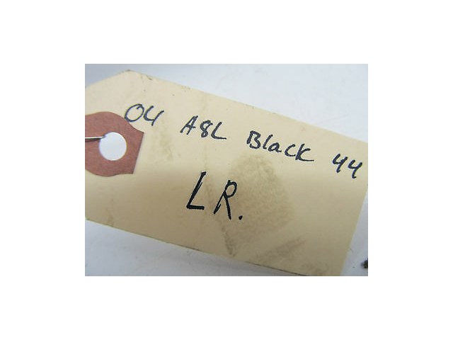 2004-2006 AUDI A8 L QUATTRO D3 OEM LEFT REAR TAIL LIGHT MOUNT BRACKET 4E0809915