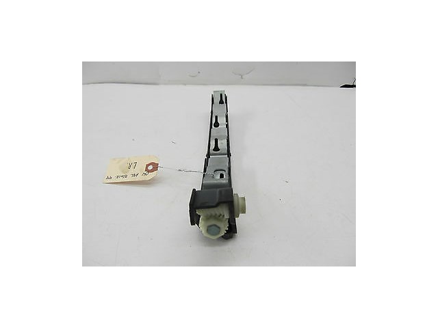 2004-2006 AUDI A8 L QUATTRO D3 OEM LEFT REAR TAIL LIGHT MOUNT BRACKET 4E0809915