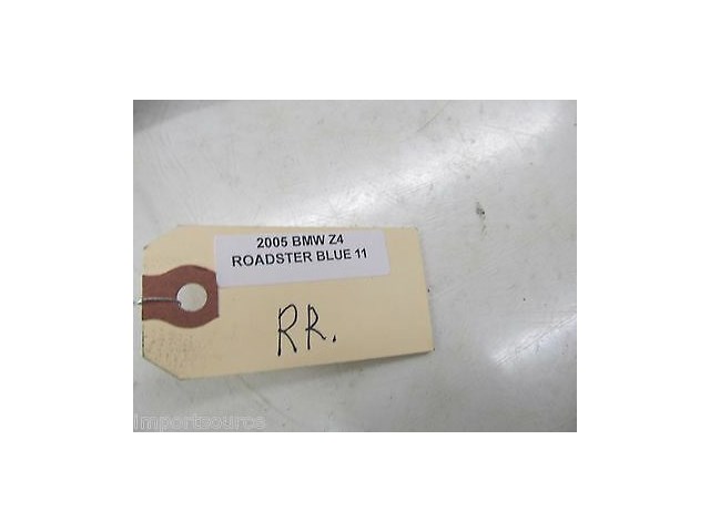 2003-2005 BMW Z4 E85 OEM RIGHT REAR TAIL LIGHT SURROUND TRIM BEZEL HOUSING 