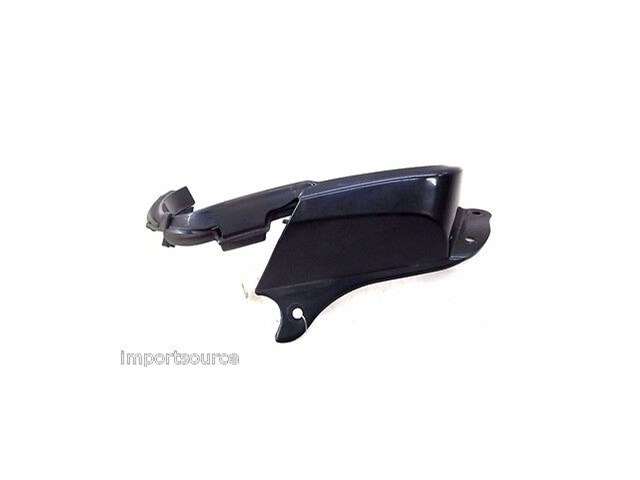 2003-2005 BMW Z4 E85 OEM RIGHT REAR TAIL LIGHT SURROUND TRIM BEZEL HOUSING 