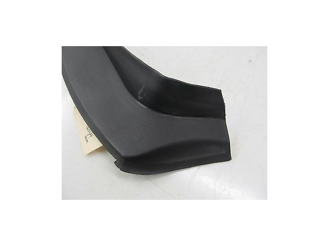 2004-2007 JAGUAR XJ8 X350 OEM RIGHT REAR SIDE TAIL LIGHT MOLDING RUBBER TRIM